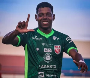 David comemora boa fase no Lagarto e alerta: 