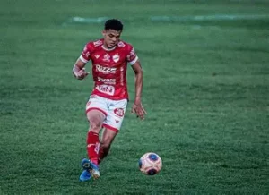 Vila Nova tem desfalque certo para encarar o Avaí