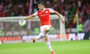 Roger Machado indica retorno de Berbabei no Internacional