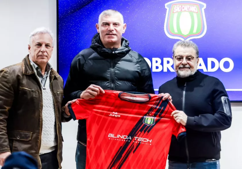 Ex-goleiro assume cargo nas categorias de base do São Caetano