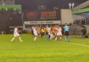 Central-PE 1 x 0 Santa Cruz-RN - Patativa classificada ao mata-mata da Série D
