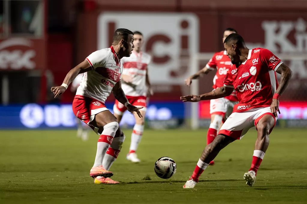 CRB repete sequência negativa na Série B após um ano 2 CRB derrotado Vila Nova