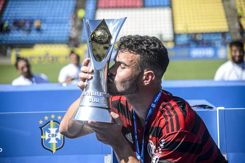 Volta Redonda acerta a contratação de volante do Remo 2 daniel cabral flamengo