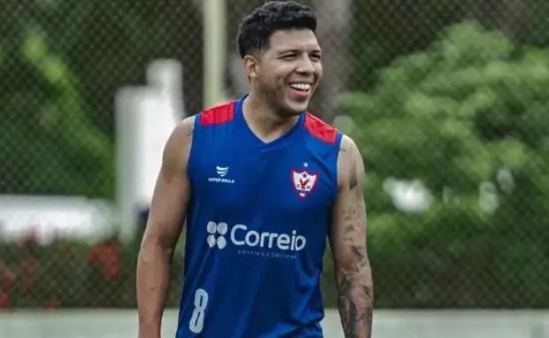 Iury Tanque é o artilheiro da Anapolina em Goiás