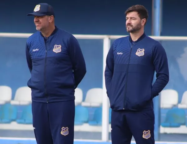 Alan Dotti acredita na classificação do Água Santa: “Só depende de nós”