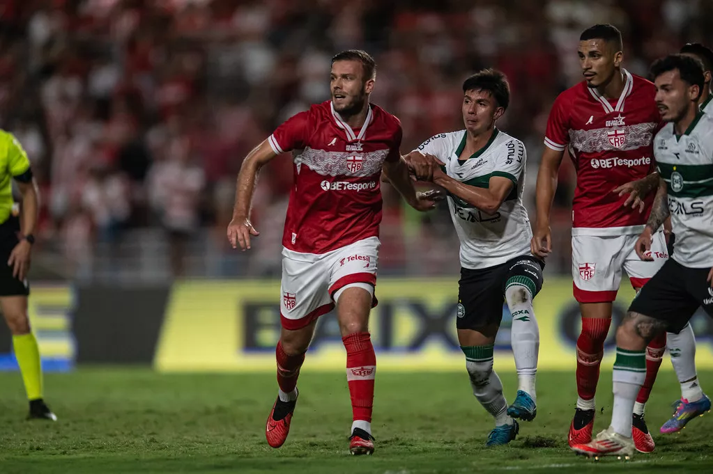 Fábio Alemão projeta sequência CRB