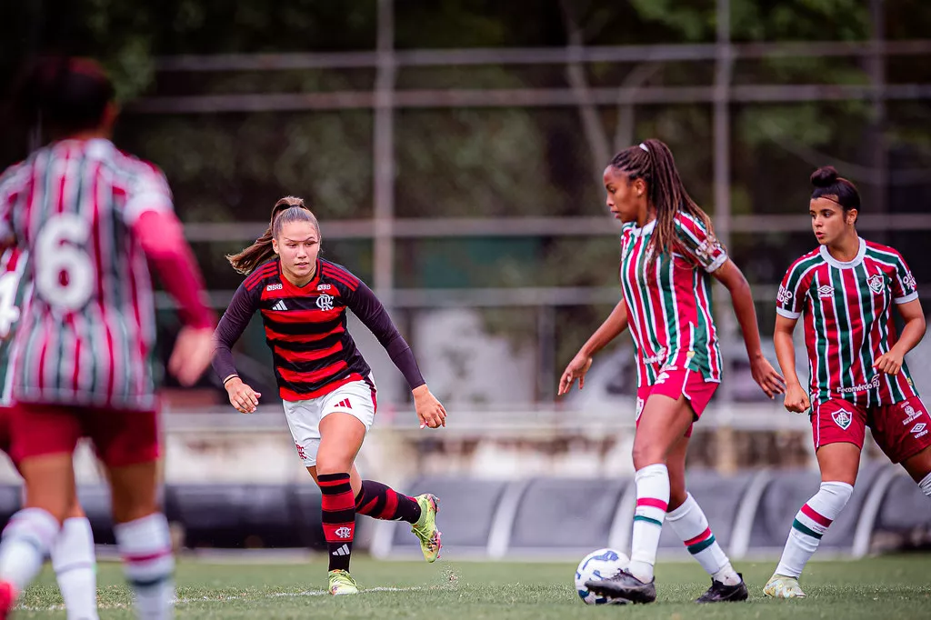 BRASILEIRO FEMININO SUB-20: Clássicos estaduais fecham 3ª rodada 2 Flamengo vence Fluminense Brasileiro Sub-20