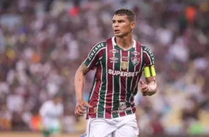 Thiago Silva projeta reencontro especial com Chelsea e classificação do Fluminense