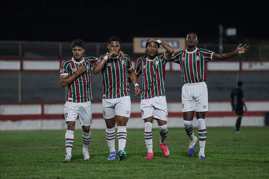 Fluminense goleia Corinthians Brasileirão Sub-20