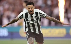 Botafogo trava saída de Gregore e exige pagamento à vista