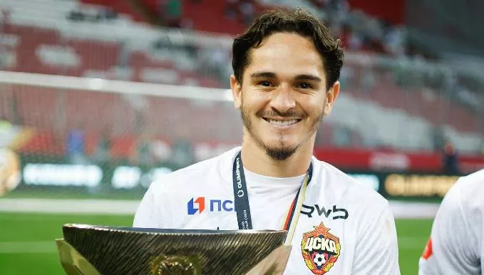 Khellven acerta saída do CSKA e fica perto de reforçar o Palmeiras