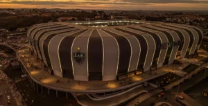 Torcedor do Cruzeiro é punido por depredar a Arena MRV em jogo do Atlético-MG