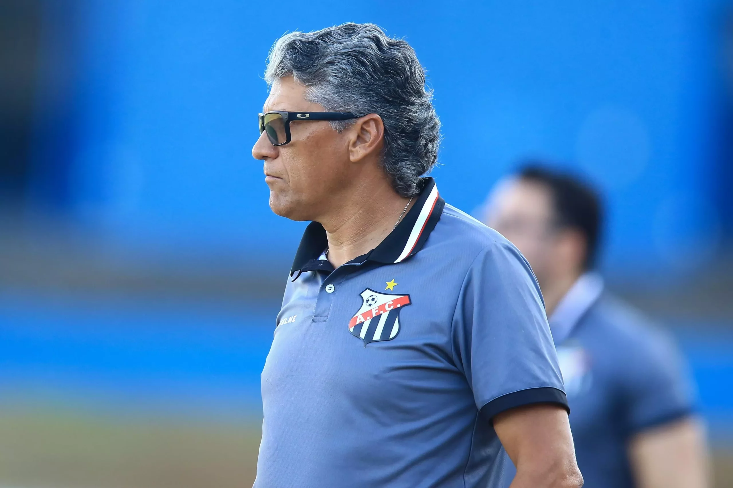 Ângelo Luiz é o treinador do Rio Verde