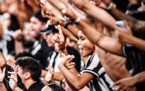 Mais de 20 mil garantem presença em Ceará x Corinthians no Castelão
