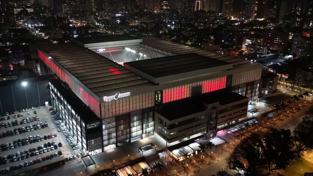 Athletico-PR rescinde contrato com a Ligga e vai à justiça