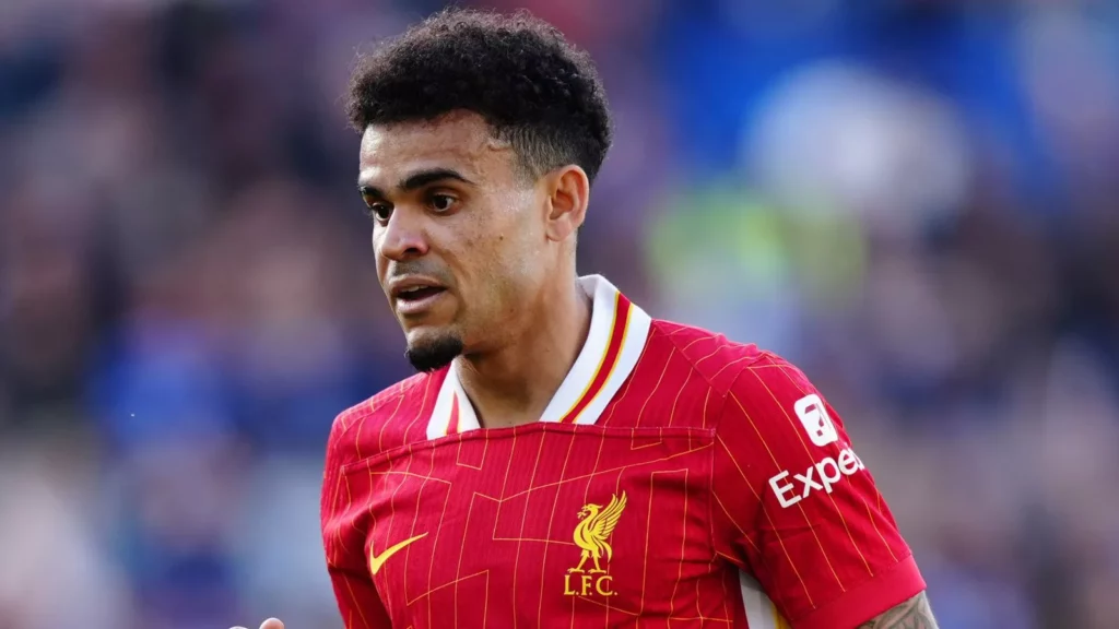 Liverpool rejeita oferta milionária do Bayern por Luis Díaz