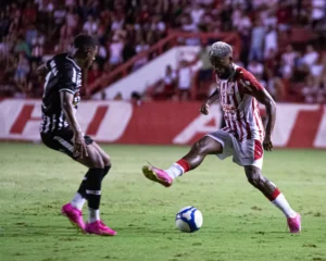 Figueirense x Náutico - onde assistir, horário e escalações