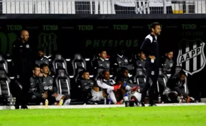 Valentim destaca entrega de Élvis e elogia equilíbrio da Ponte após vitória