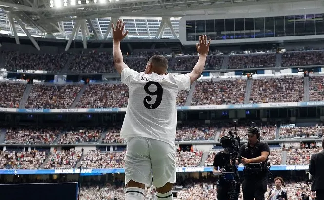 Mbappé será o novo camisa 10 do Real Madrid em 2025