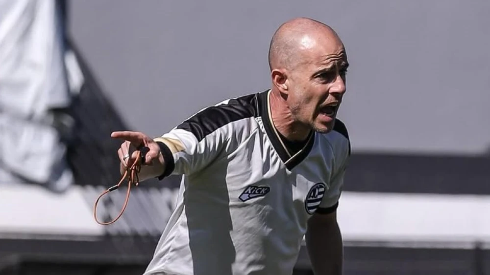 Técnico do Athletic exalta defesa por vitória na Série B: “Seguramos o América”