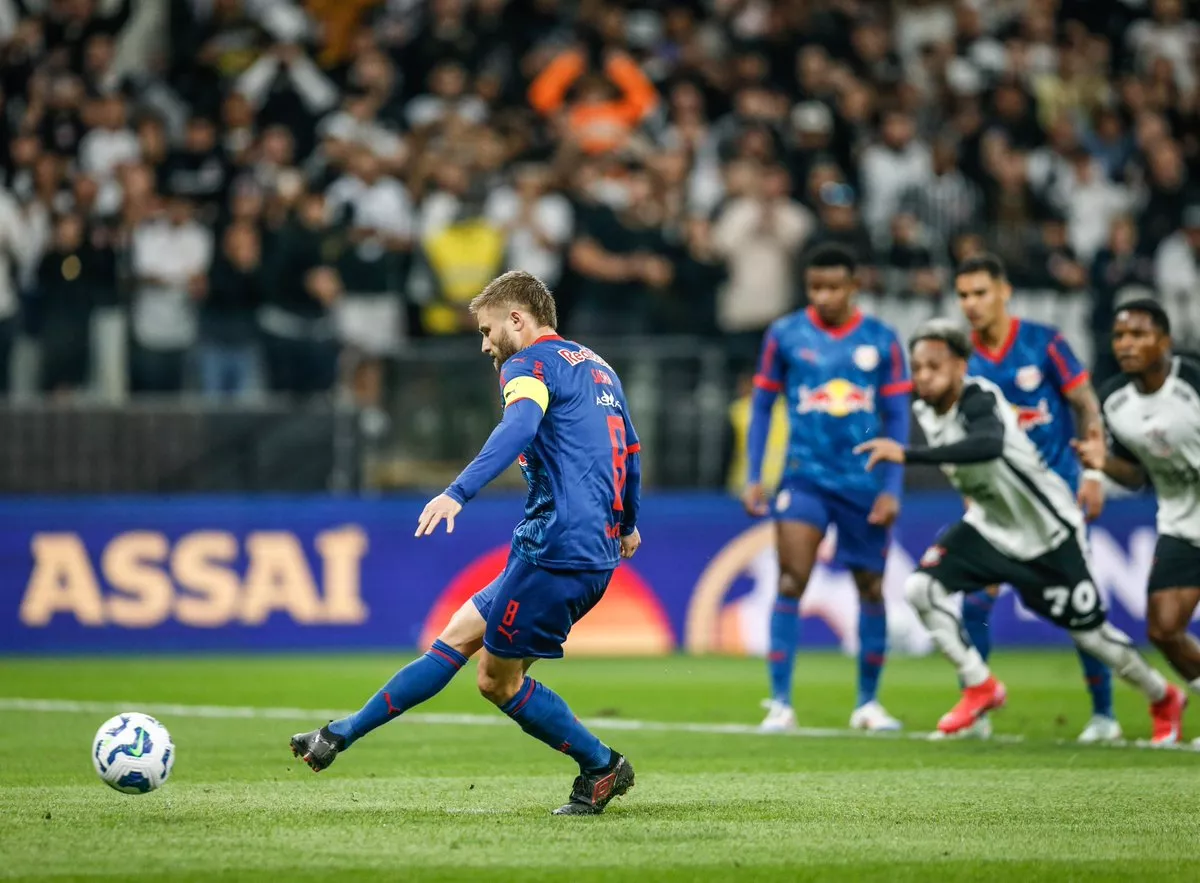 Corinthians 1 x 2 Red Bull Bragantino - Timão leva gol no fim e cai na Arena 3 sasha braga