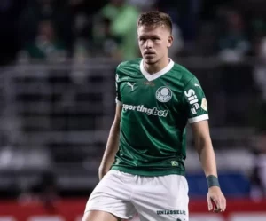 Palmeiras faz exames em Fuchs e teme cinco desfalques