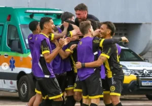 FC Cascavel-PR 2 x 1 Cianorte-PR - Serpente vence e entra no G4 da Série D