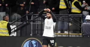 Corinthians 1 x 0 Palmeiras - Memphis brilha e Timão sai na frente na Copa do Brasil