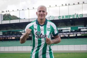 Paysandu negocia a contratação de atacante do Juventude