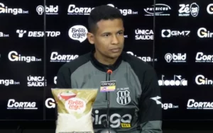 Diogo Silva valoriza empate no Dérbi 210 e quer Ponte Preta com mais finalizações