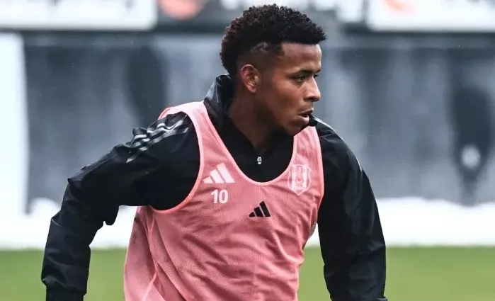 Kevin Arroyo deve desembarca na semana para reforçar o Cruzeiro