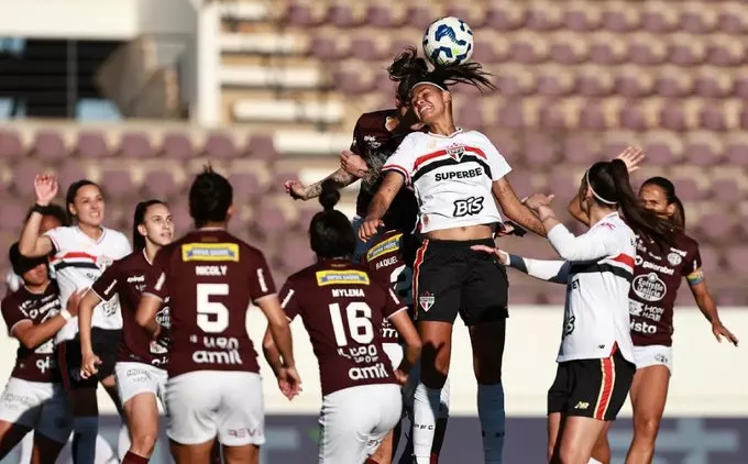 BRASILEIRÃO FEMININO: Corinthians sai na frente; São Paulo e Ferroviária empatam