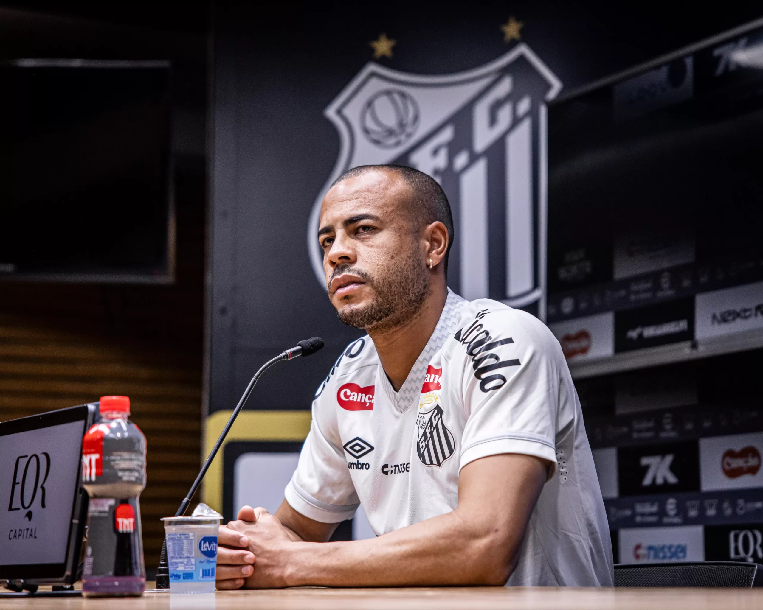 Mayke pode estrear pelo Santos