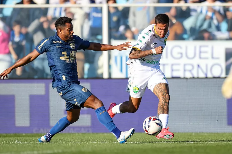 Ex-Guarani sai do Cuiabá após menos de 1 mês no clube 3 Avaí vence duelo direto contra o Cuiabá e encosta no G-4 da Série B