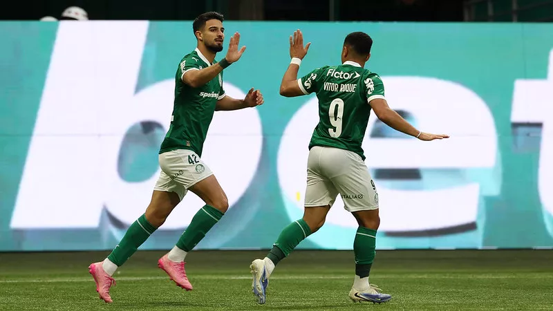 Seleção FI da 19ª rodada do Brasileirão tem Arrascaeta, Flaco e Ancelotti