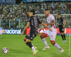 Paysandu 0 x 1 Vila Nova - Na estreia de Turra, Tigre se reabilita na Série B