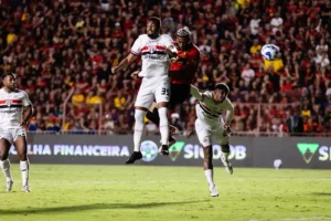 Sport 2 x 2 São Paulo - Tricolor empata no fim e estraga festa na Ilha