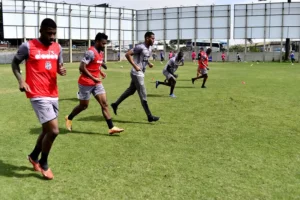 'Objetivo é terminar no G-4', afirma volante da Ponte Preta sobre metas na Série C