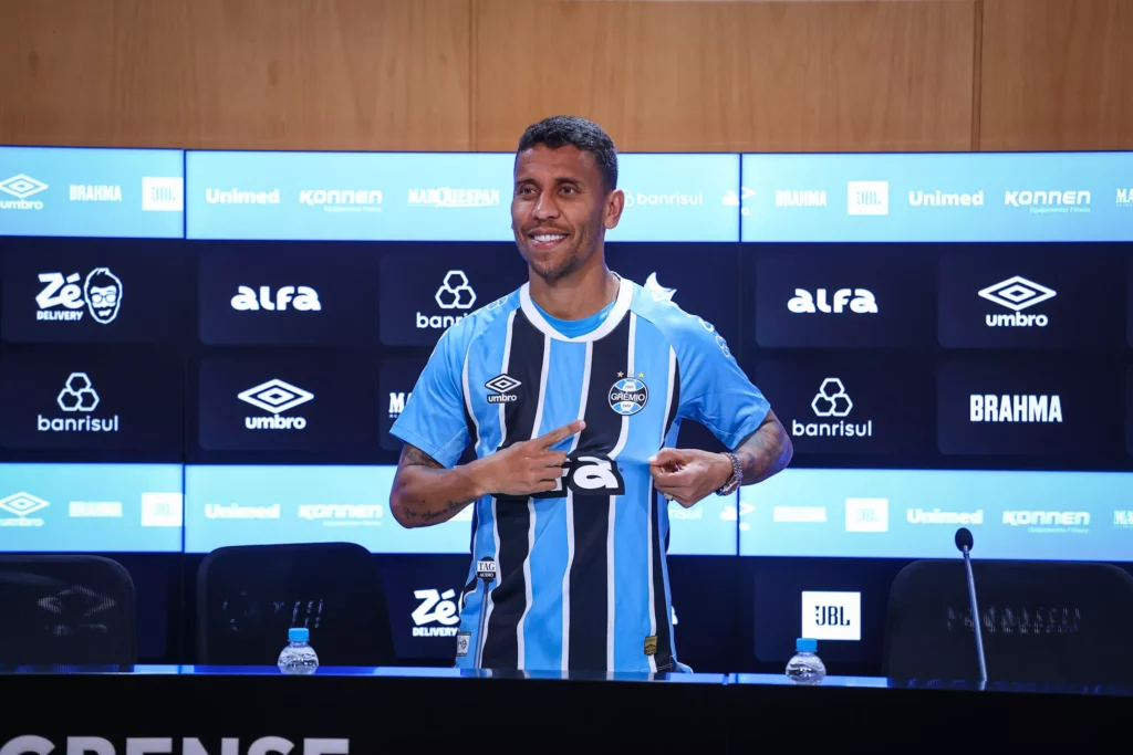 Marcos Rocha vê Grêmio em condições de igualar o Palmeiras