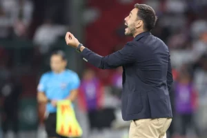 Ancelotti lamenta 'gol evitável' e queda precoce do Botafogo: 'Dói muito