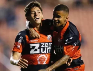 Ituano 1 x 0 Londrina - Galo bate LEC e sonha com G-8