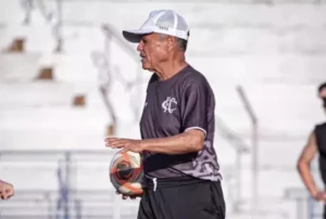 Copa Paulista: Roberval Davino mira vitória no Come-Fogo para buscar liderança do grupo