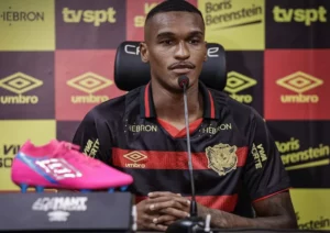 Matheus Alexandre dá a volta por cima com assistência no Sport