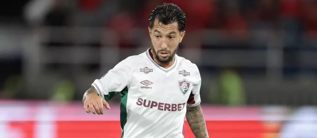 Reforços são apresentados no Fluminense: ‘Prontos para jogar’ 2 Acosta