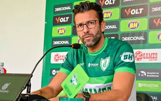 Valentim, agora, defende as cores do América. Foto: Mourão Panda - AFC