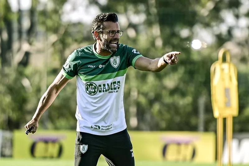 Amazonas e America MG se enfrentam na Serie B