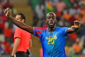 Inglês: Atacante expõe próprio clube por dificultar saída