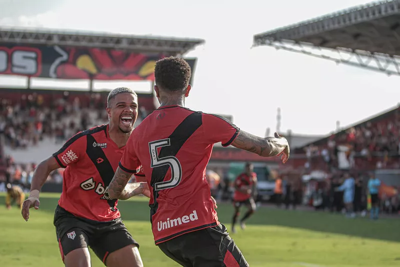 Atletico GO bate Amazonas na Serie B 1