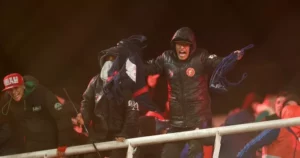 Caos em Avellaneda: jogo entre Independiente e Universidad de Chile é cancelado após barbárie