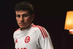 Bernabei se diz vítima de 'chantagem' e pede desculpas ao Inter